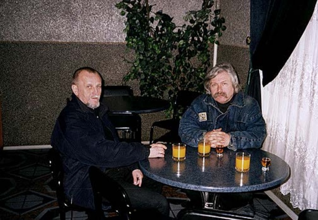 2002-4